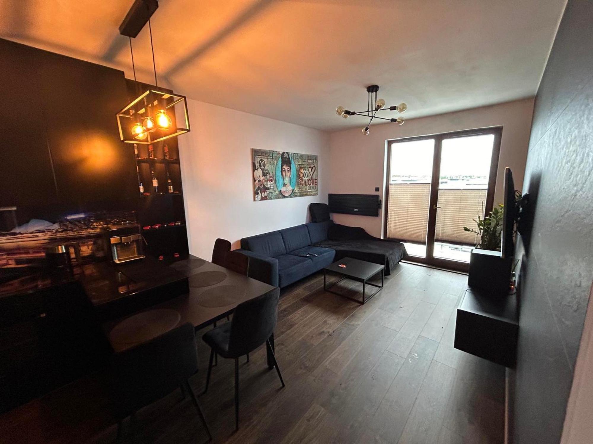 Lawenda Apartment กดัญสก์ ภายนอก รูปภาพ